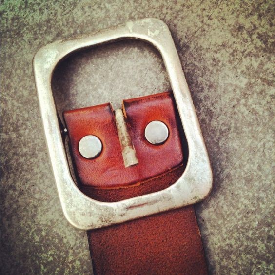 Buckle Effect Happy Buckle Illusion